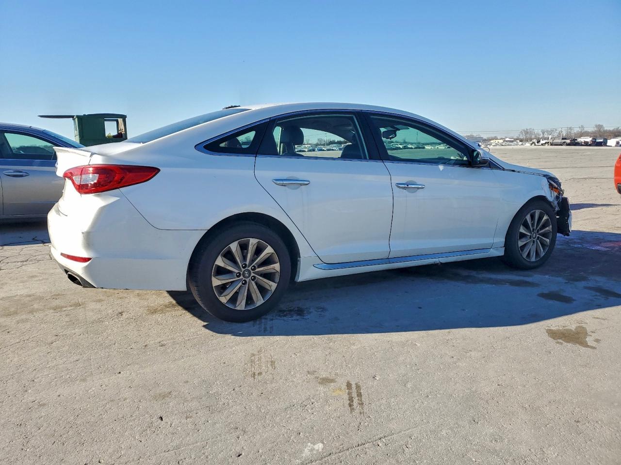 2015 HYUNDAI SONATA SPORT photo 3
