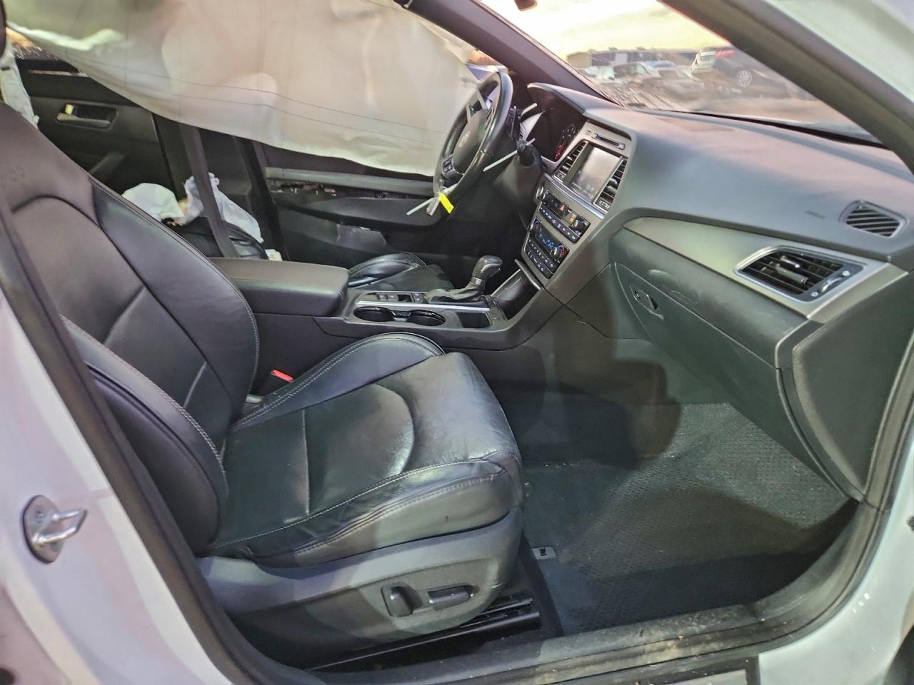 2015 HYUNDAI SONATA SPORT photo 7