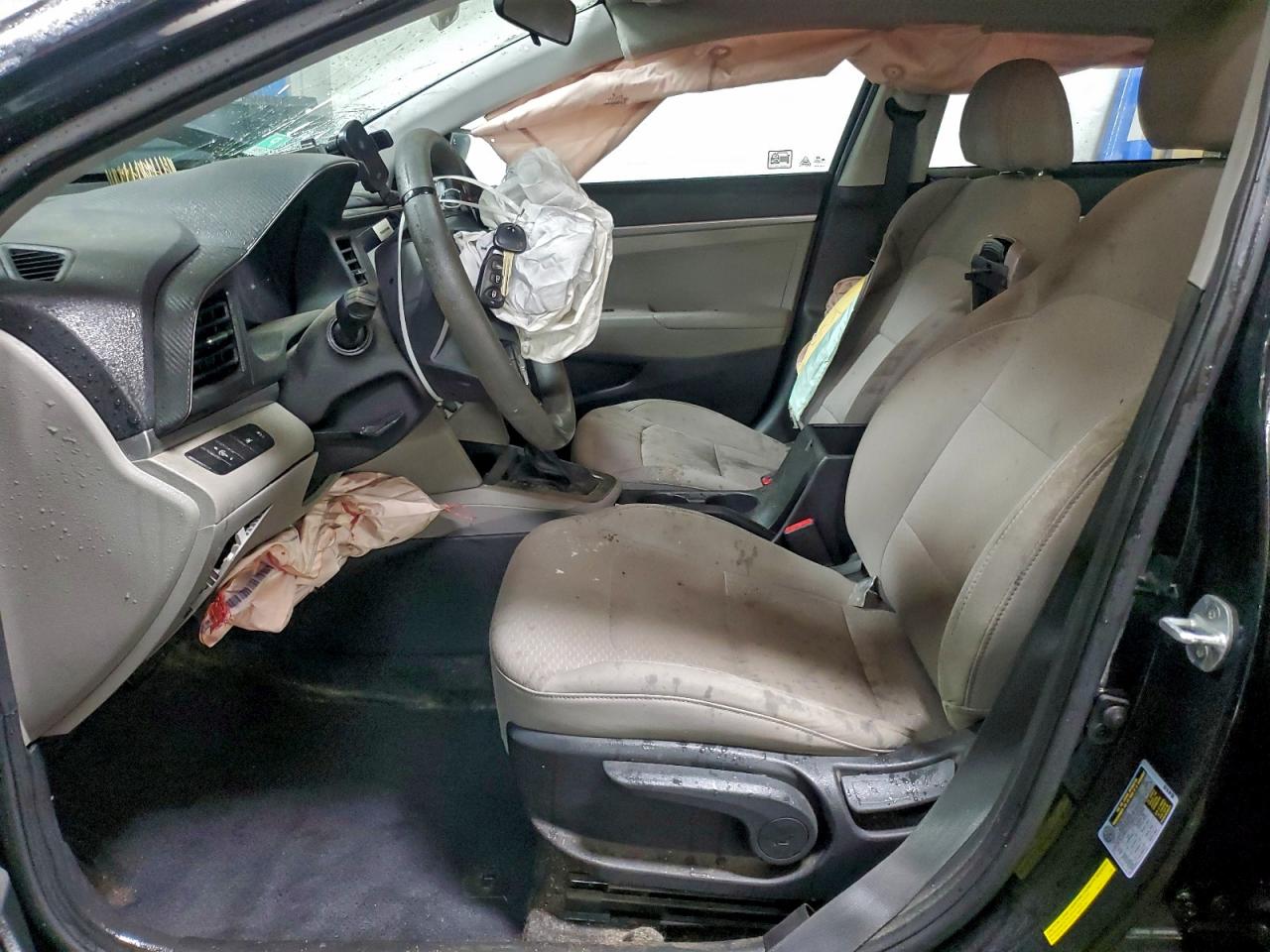 2020 HYUNDAI ELANTRA SE photo 7