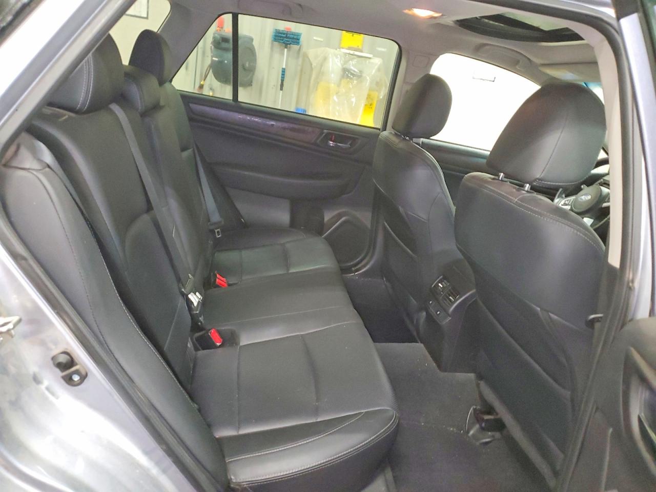 2015 SUBARU OUTBACK 2.5I LIMITED photo 11