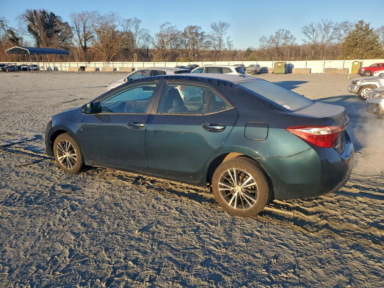 2018 TOYOTA COROLLA L photo 2