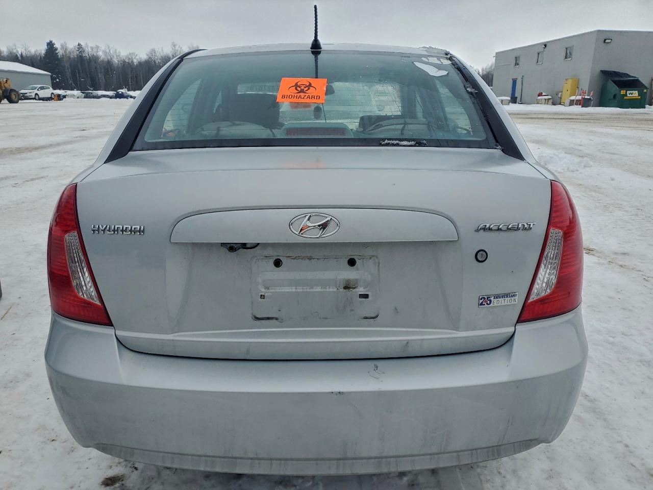 2009 HYUNDAI ACCENT GLS photo 6
