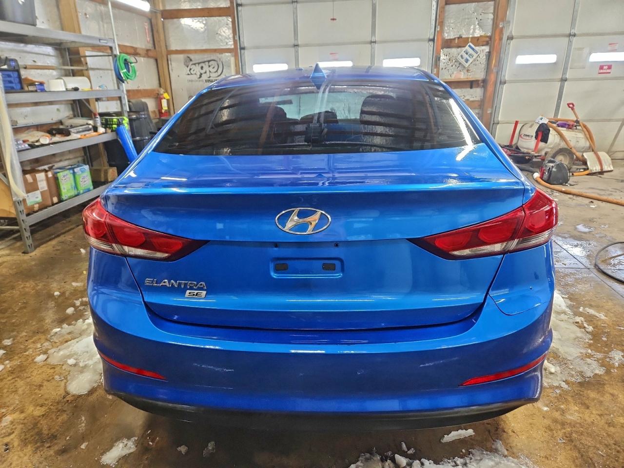 2017 HYUNDAI ELANTRA SE photo 6
