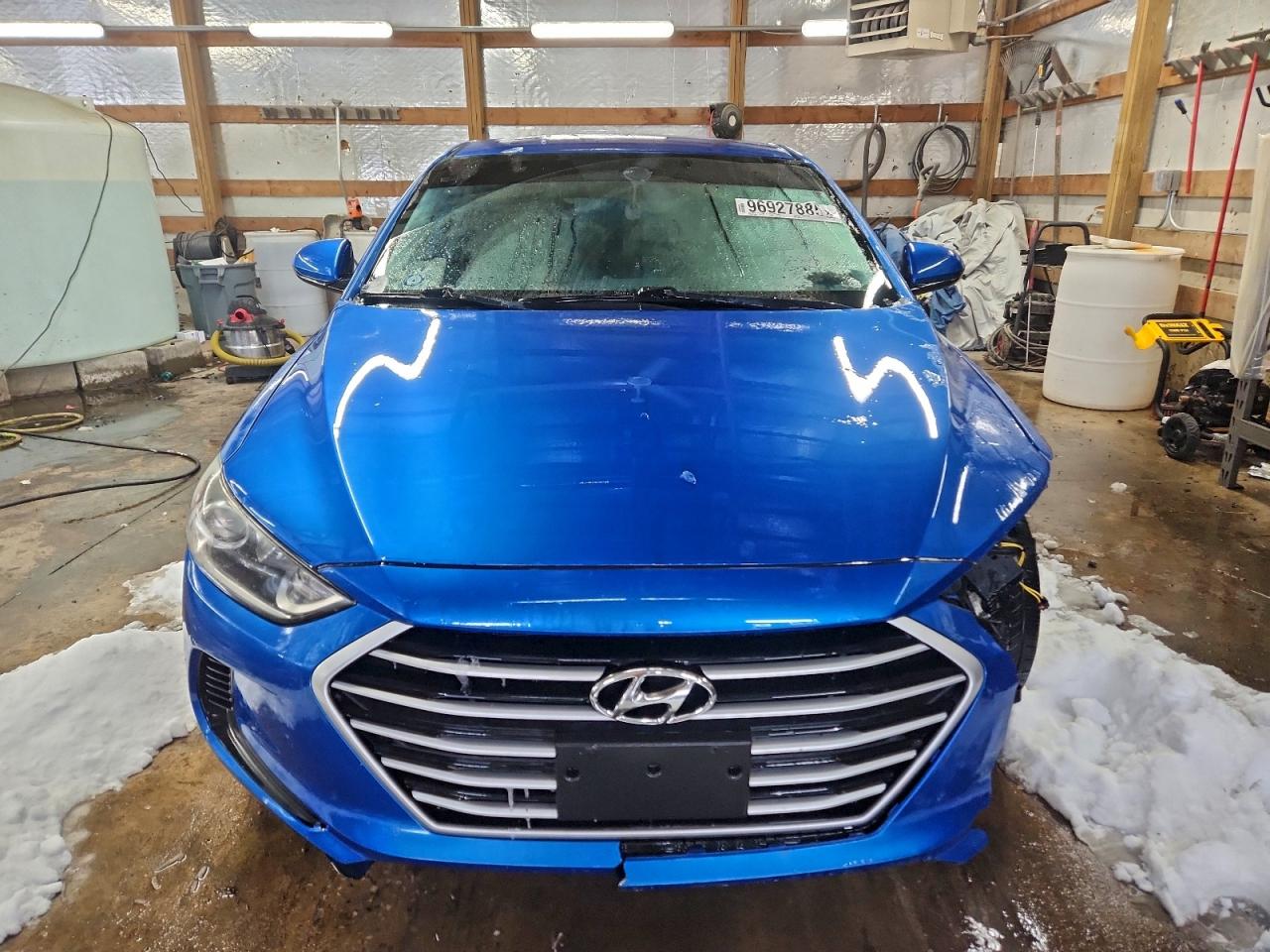 2017 HYUNDAI ELANTRA SE photo 5