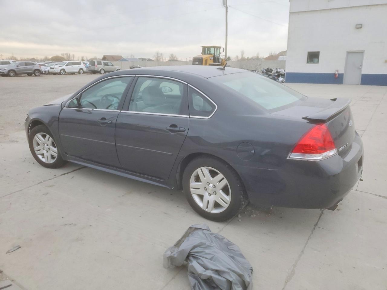 2013 CHEVROLET IMPALA LT photo 2