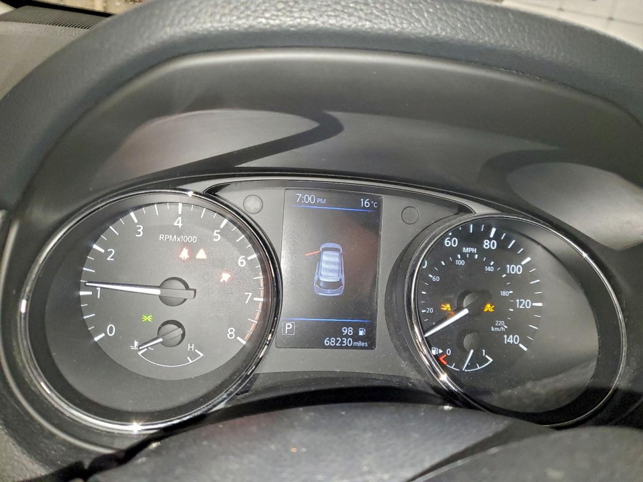 2019 NISSAN ROGUE S photo 9