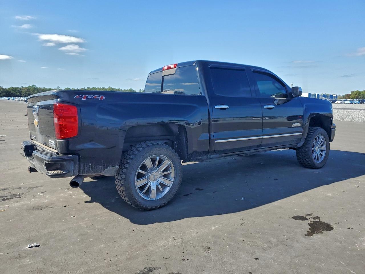 2014 CHEVROLET SILVERADO K1500 HIGH COUNTRY photo 3