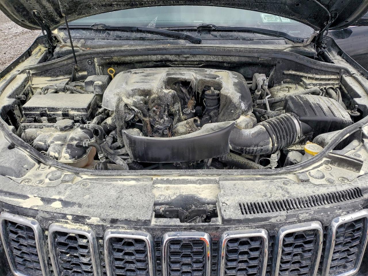 2018 JEEP GRAND CHEROKEE LIMITED photo 12
