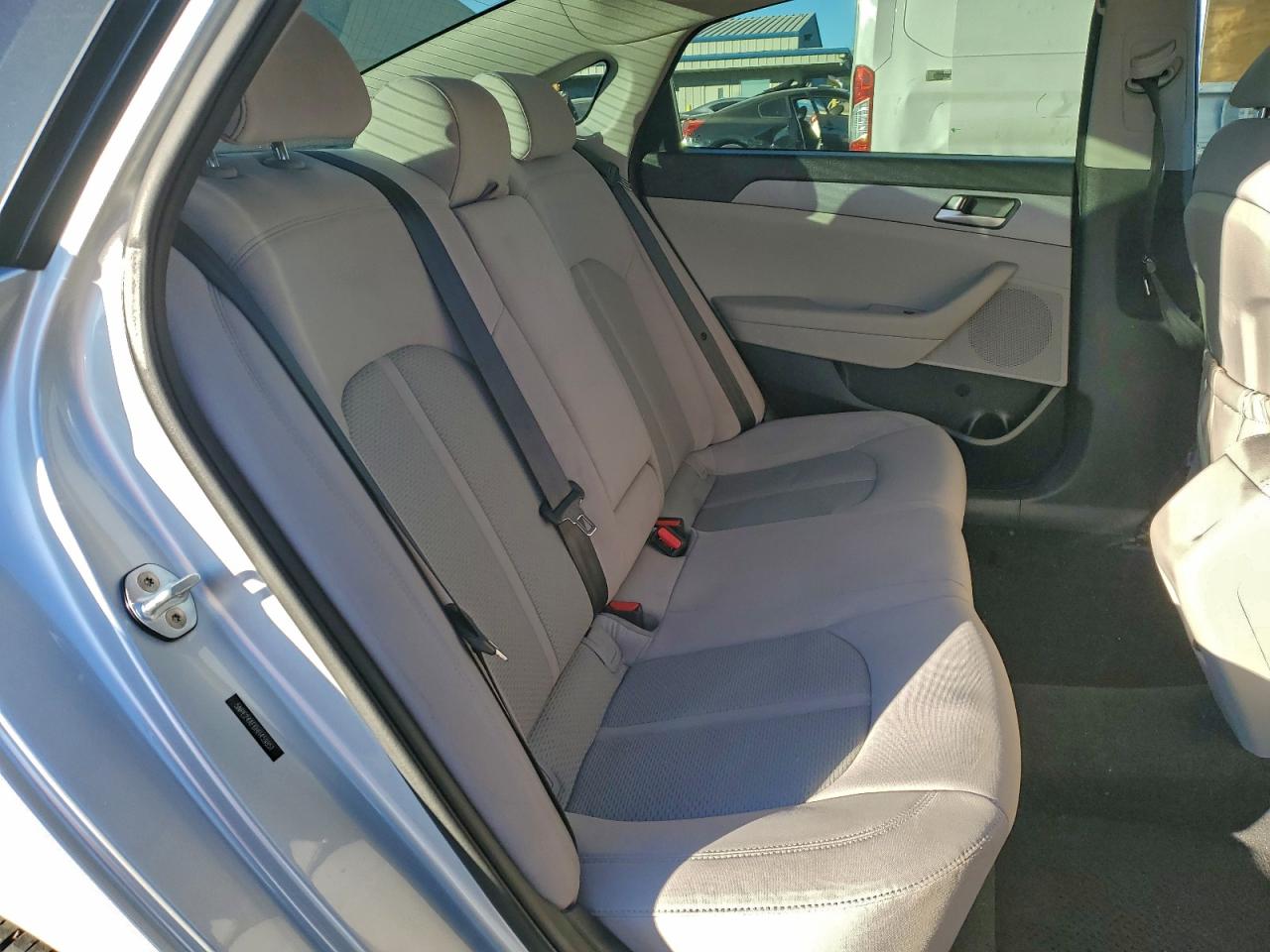 2017 HYUNDAI SONATA SE photo 10