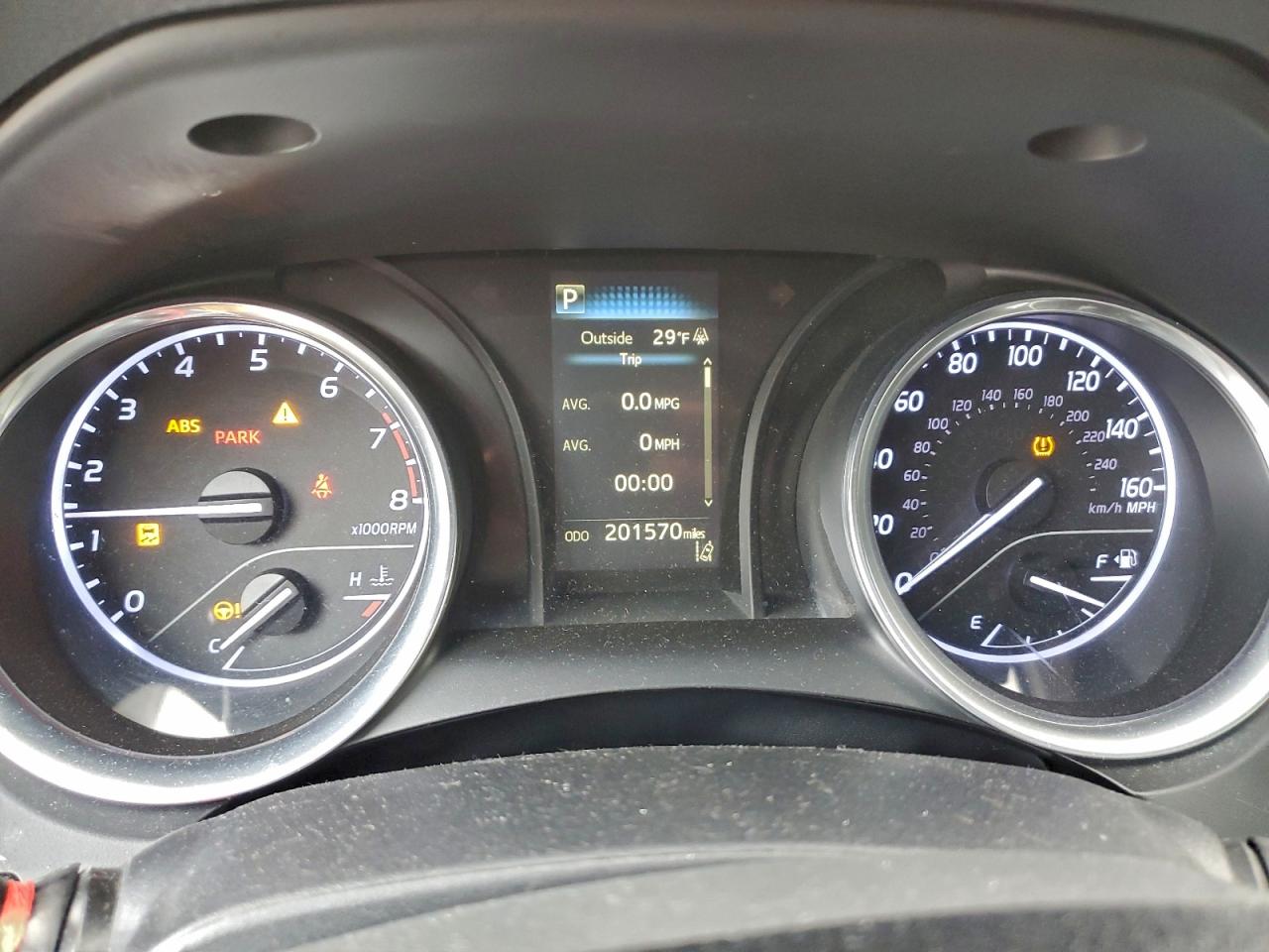 2018 TOYOTA CAMRY SE photo 9