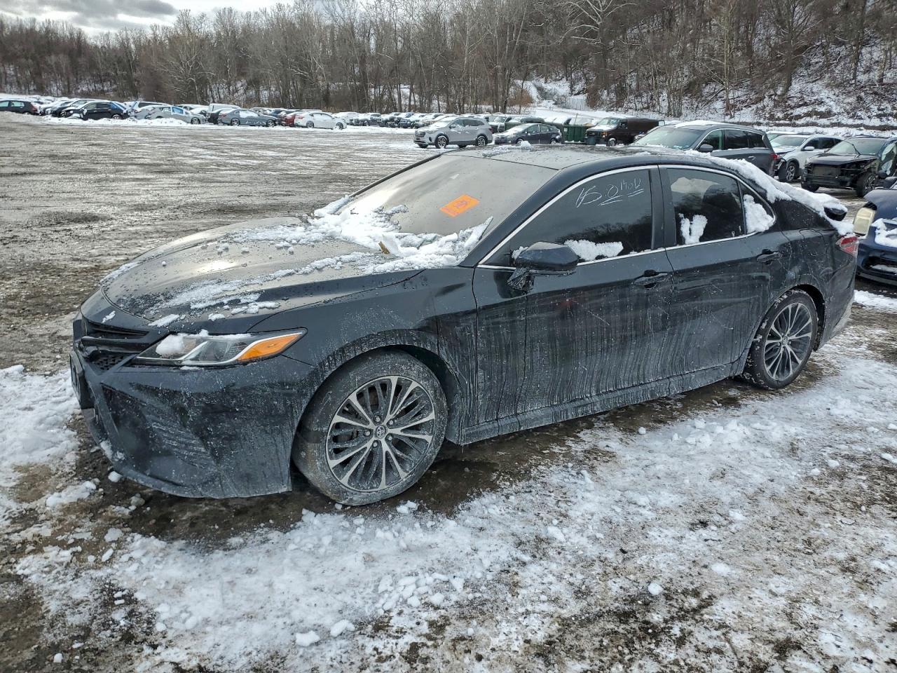 2018 TOYOTA CAMRY
