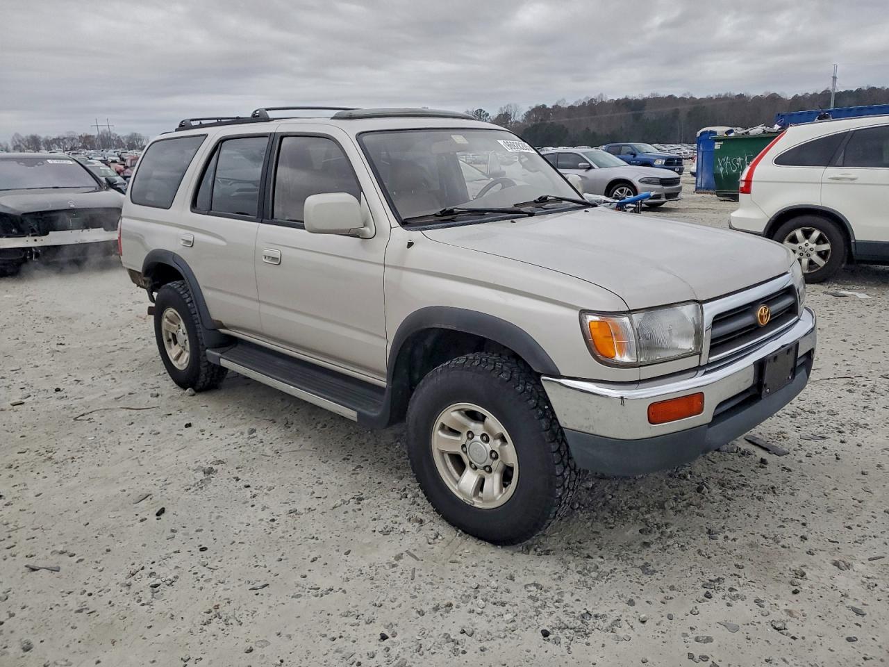 1996 TOYOTA 4RUNNER SR5 photo 4