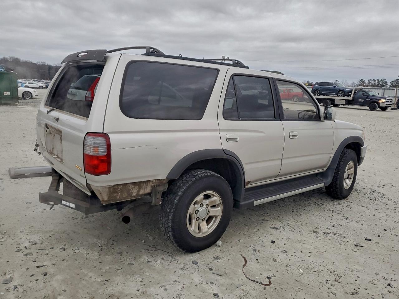 1996 TOYOTA 4RUNNER SR5 photo 3