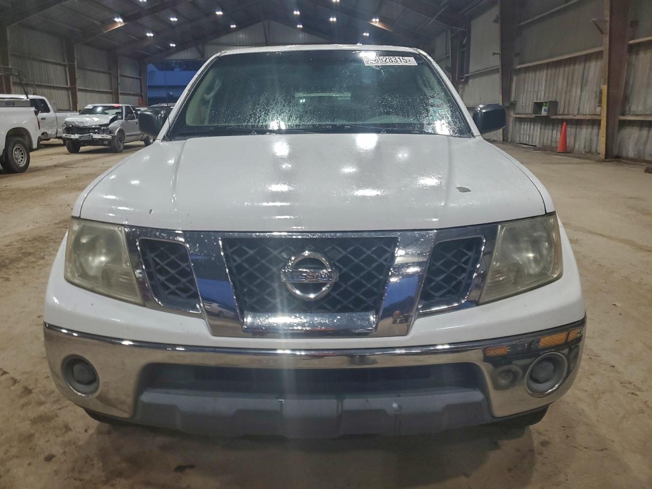 2010 NISSAN FRONTIER CREW CAB SE photo 5