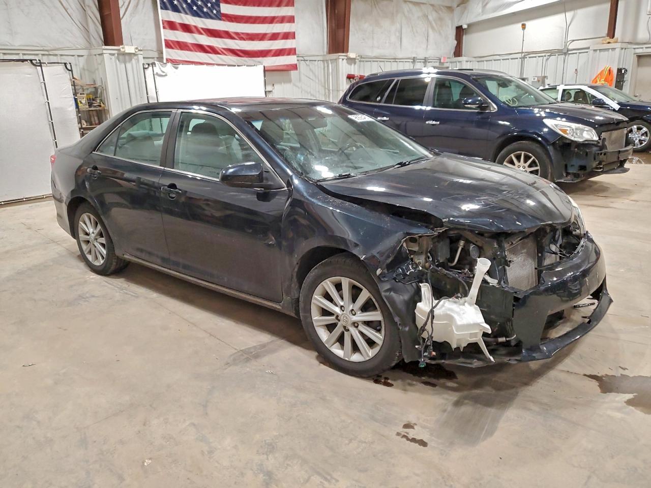 2012 TOYOTA CAMRY BASE photo 4