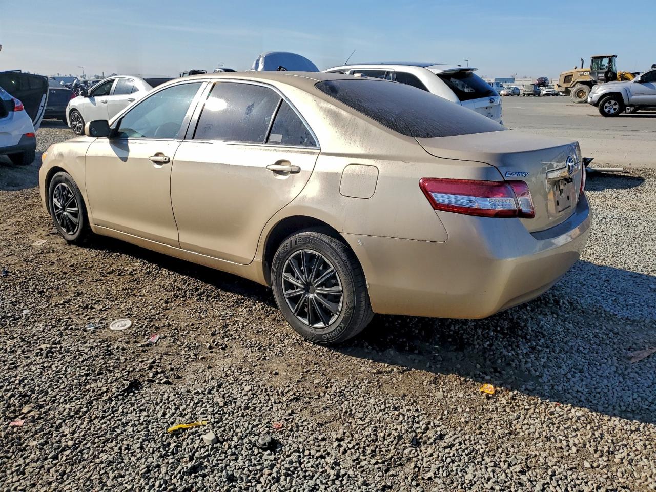 2011 TOYOTA CAMRY BASE photo 2