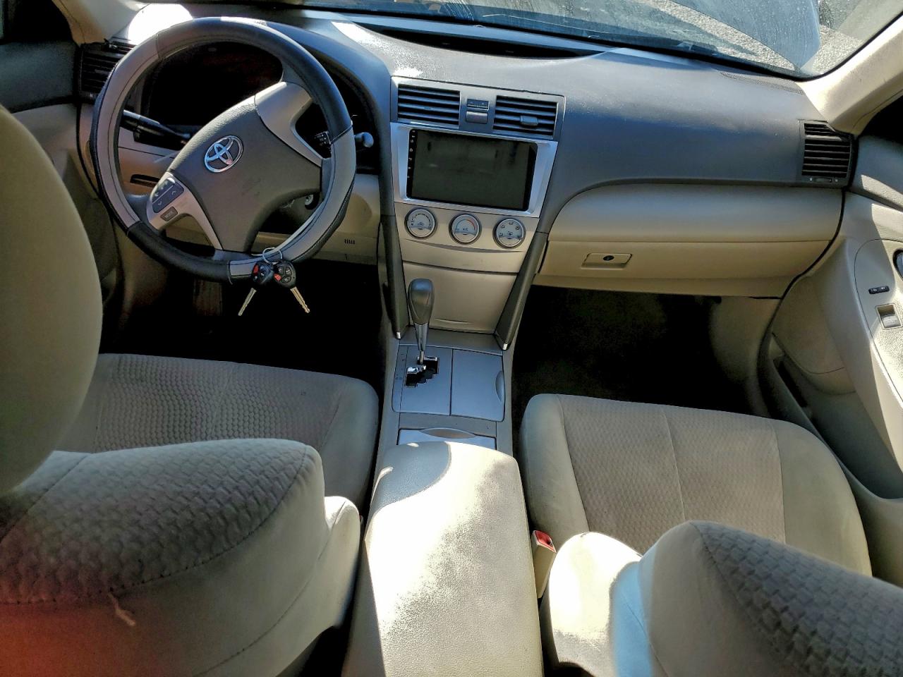 2011 TOYOTA CAMRY BASE photo 8