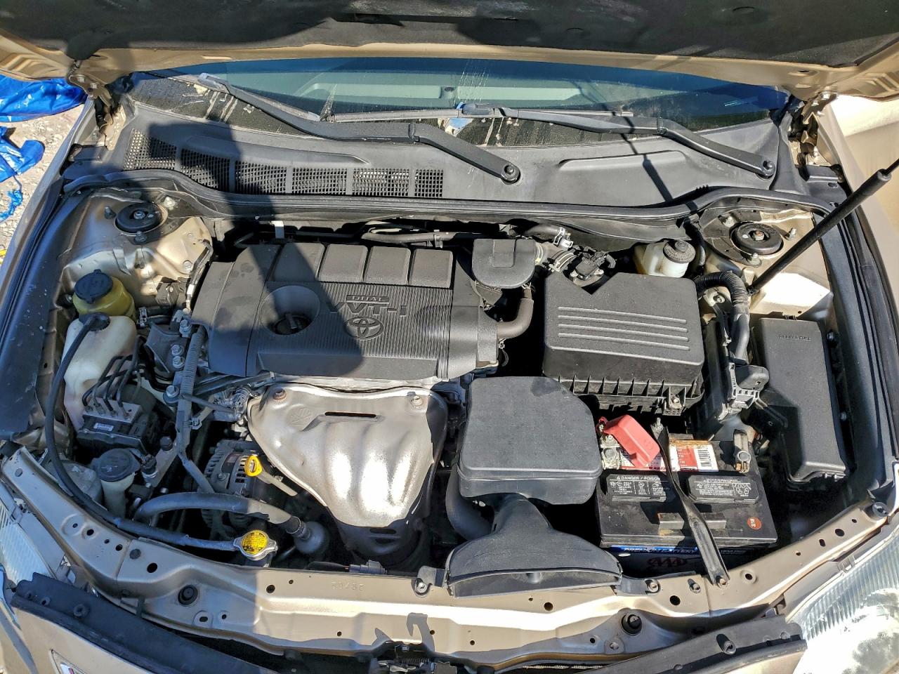 2011 TOYOTA CAMRY BASE photo 11