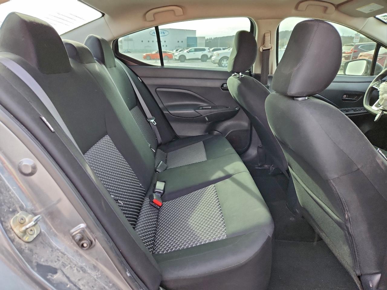 2020 NISSAN VERSA S photo 28