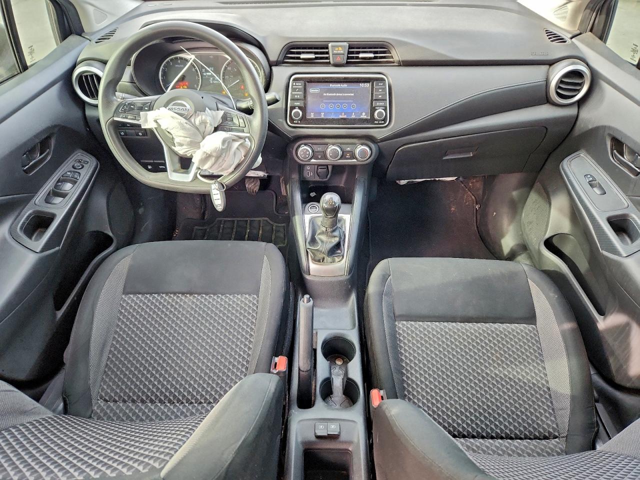 2020 NISSAN VERSA S photo 22