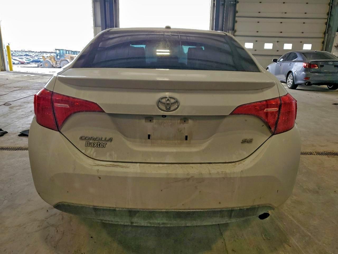2017 TOYOTA COROLLA L photo 6