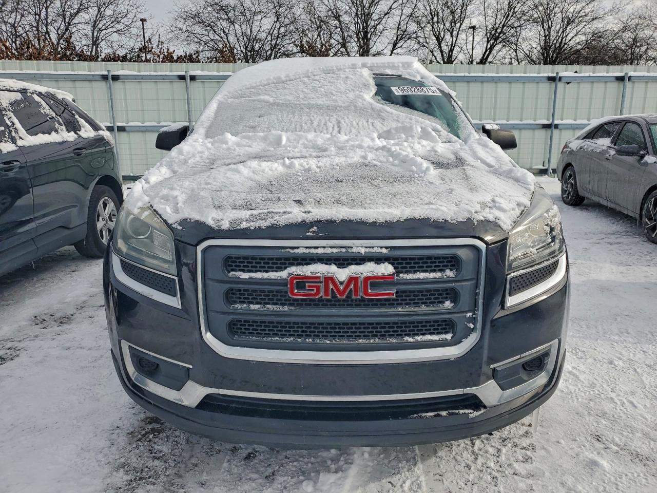 2016 GMC ACADIA SLE photo 5