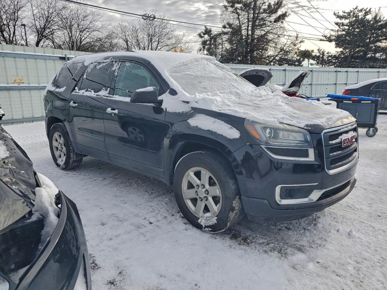 2016 GMC ACADIA SLE photo 4