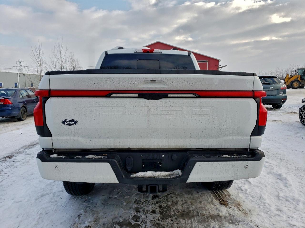 2025 FORD F150 LIGHTNING LARIAT photo 6