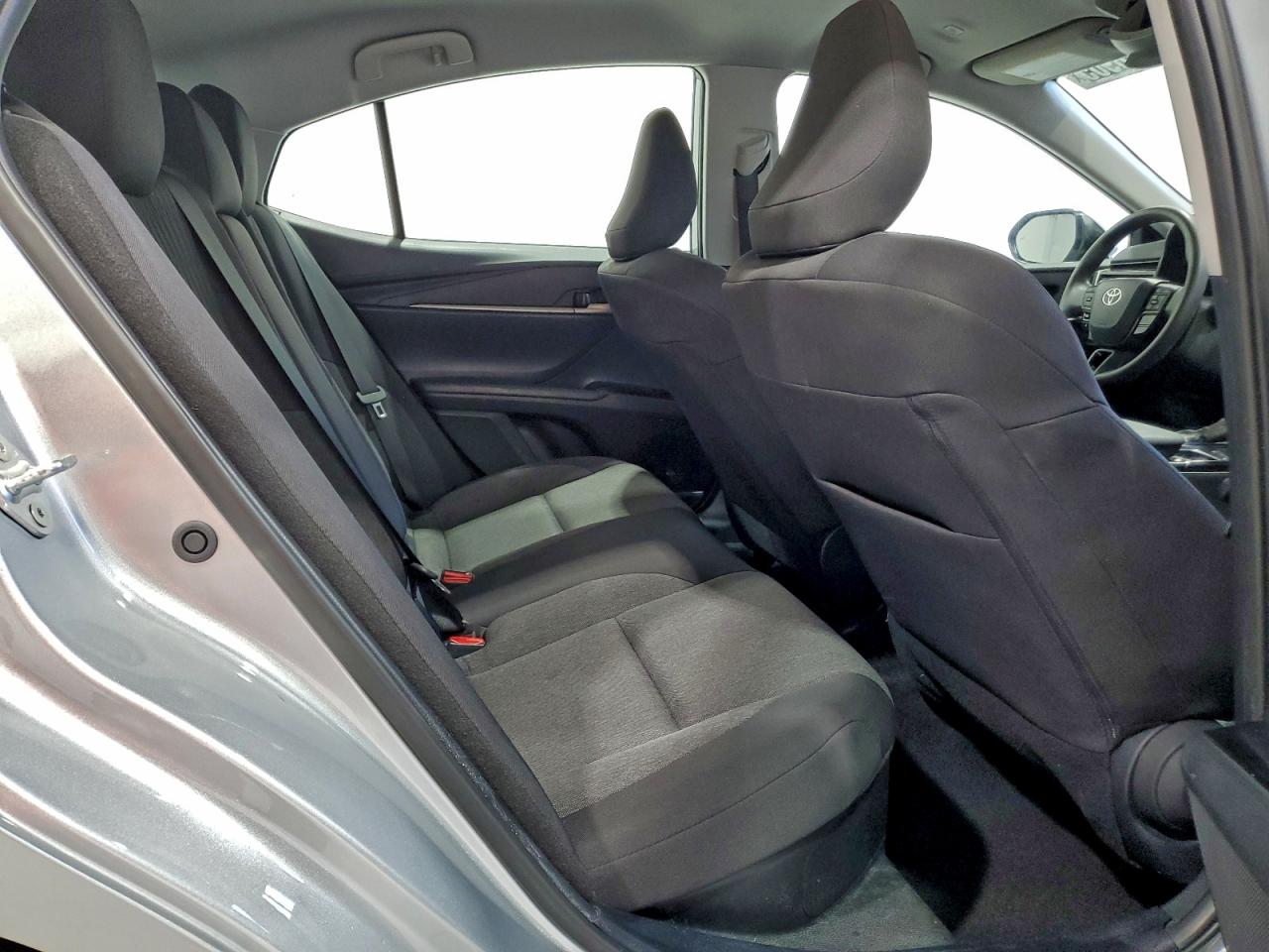2025 TOYOTA CAMRY XSE photo 10
