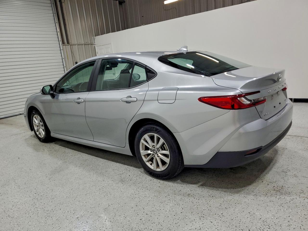 2025 TOYOTA CAMRY XSE photo 2