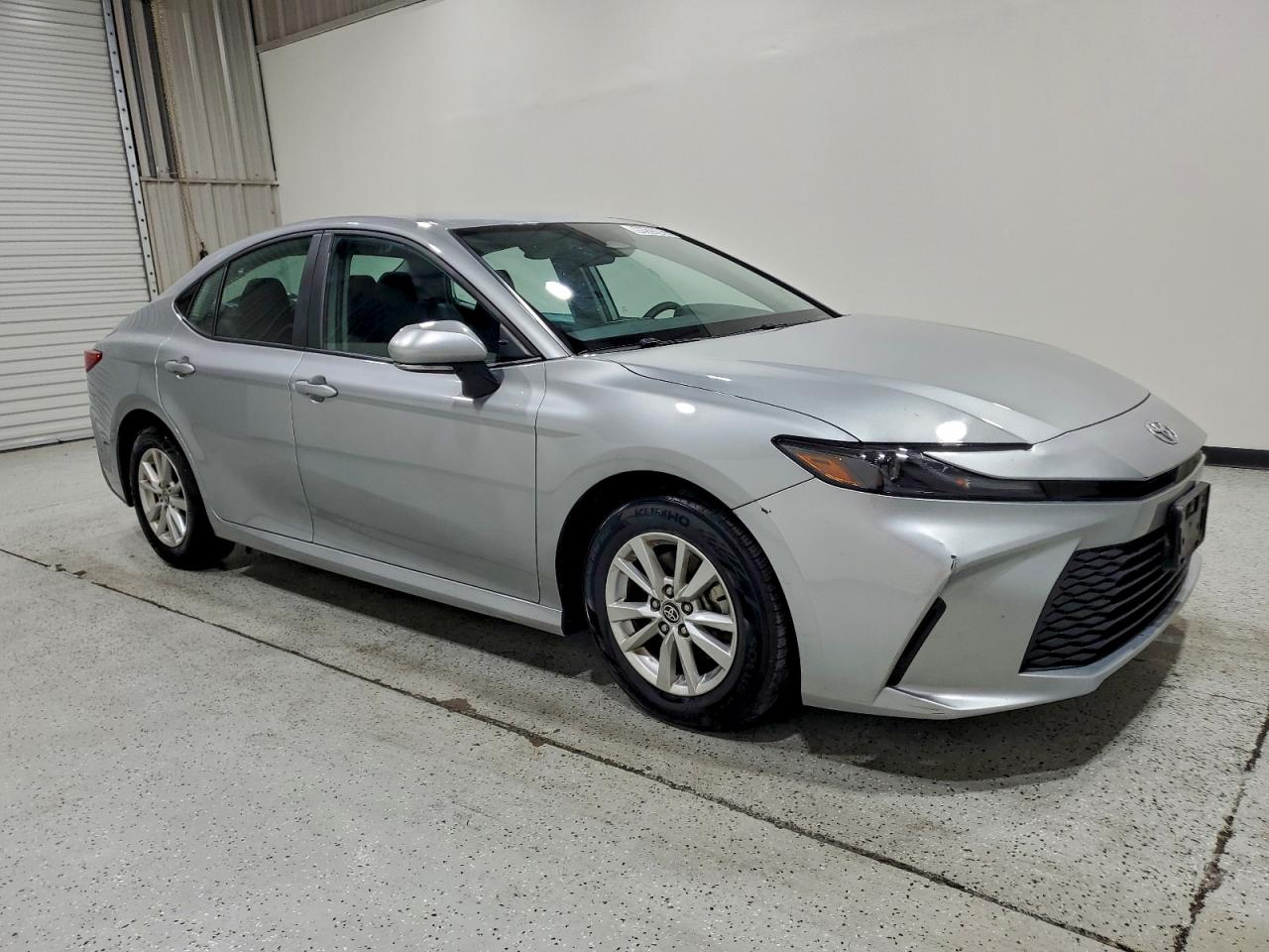 2025 TOYOTA CAMRY XSE photo 4