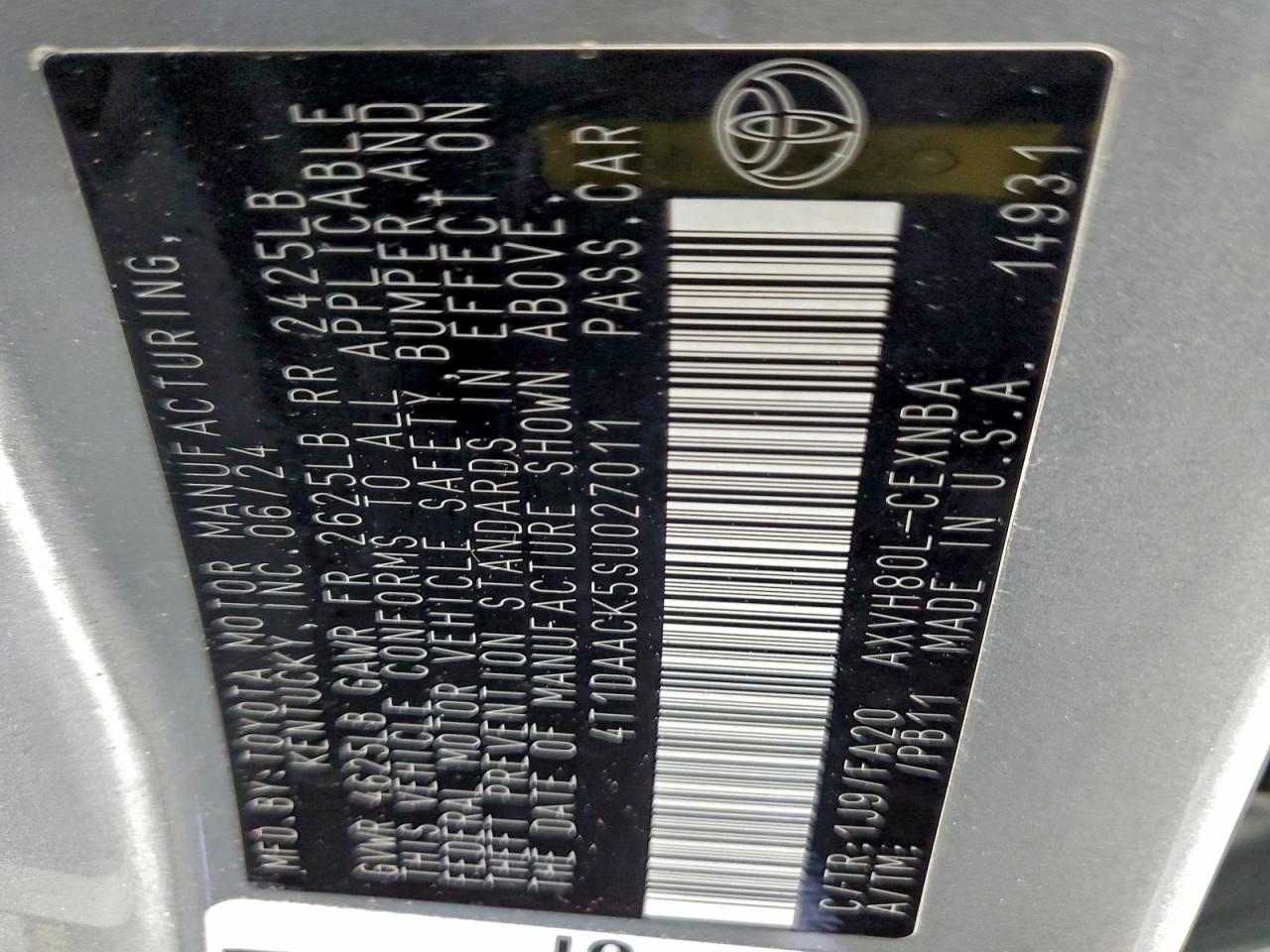 2025 TOYOTA CAMRY XSE photo 12