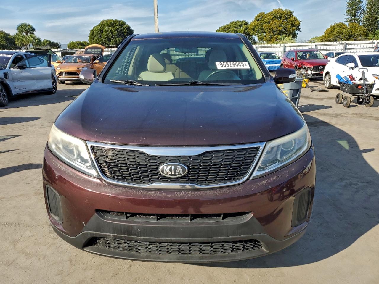 2014 KIA SORENTO LX photo 9