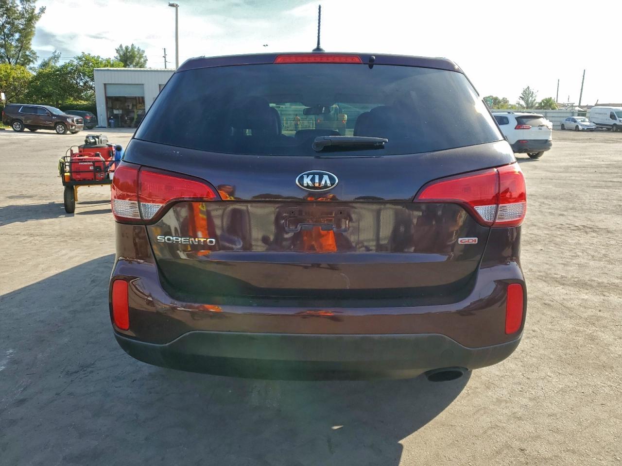 2014 KIA SORENTO LX photo 11