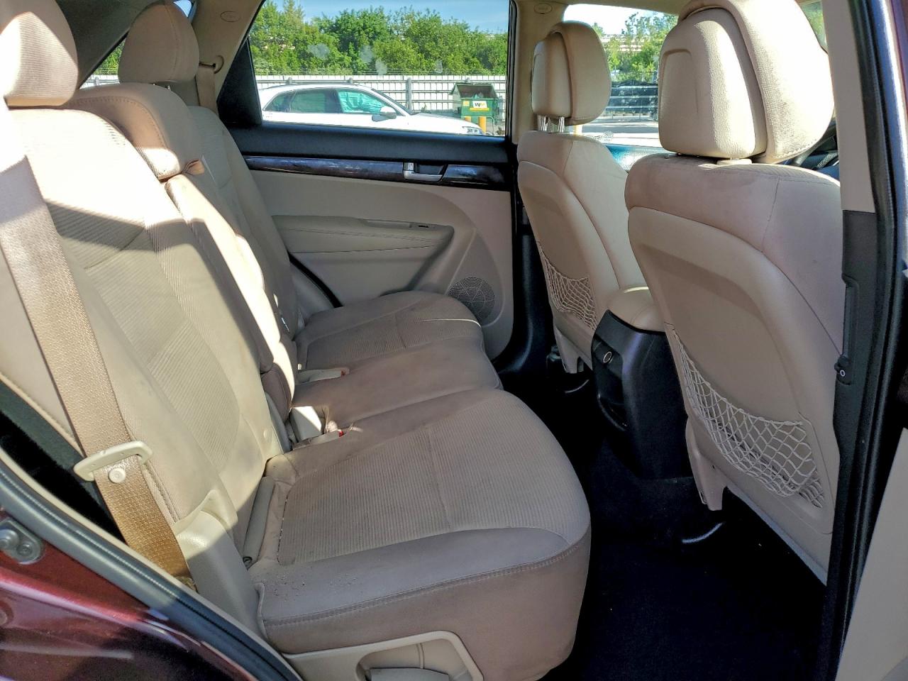 2014 KIA SORENTO LX photo 19