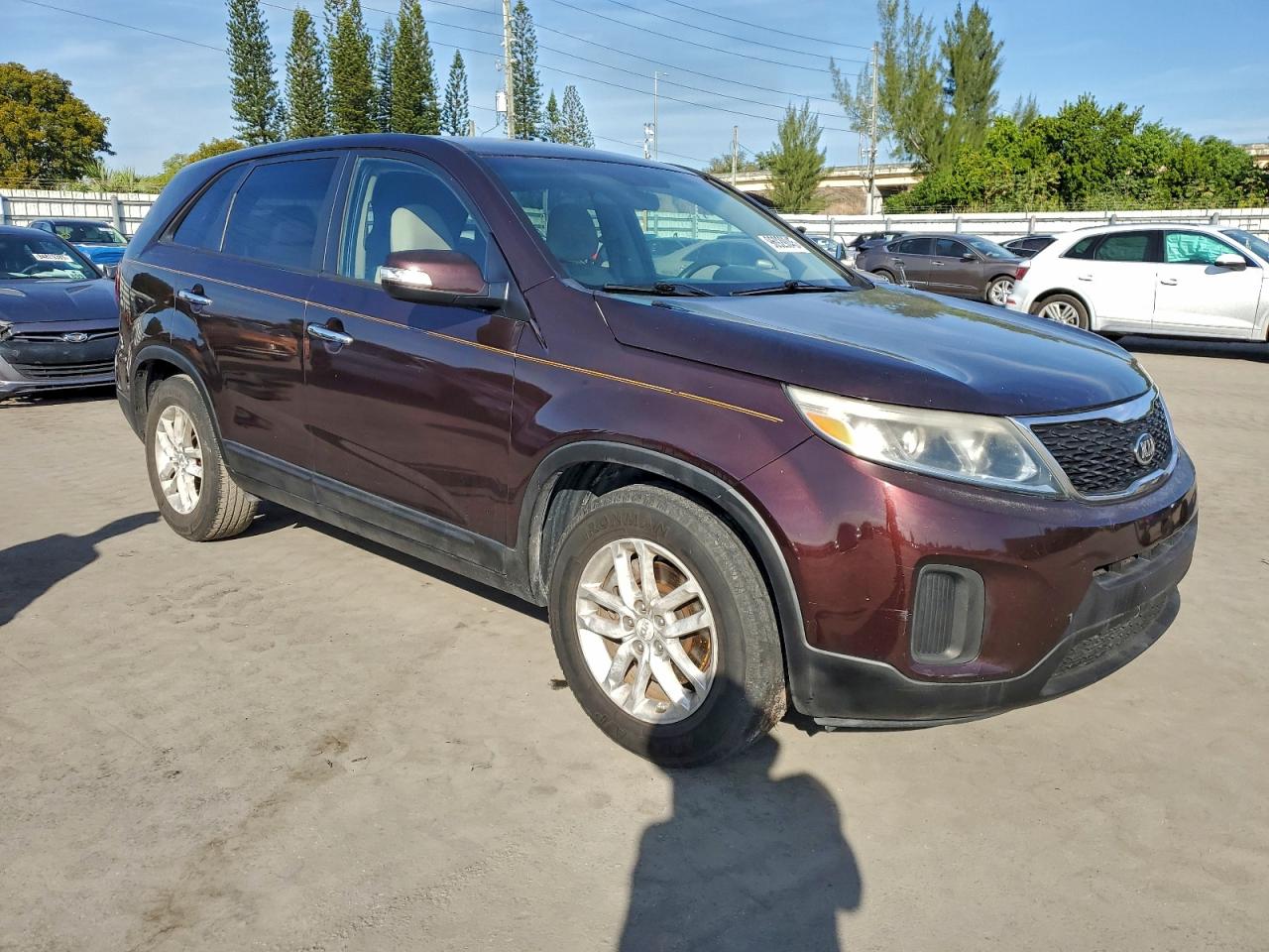 2014 KIA SORENTO LX photo 7