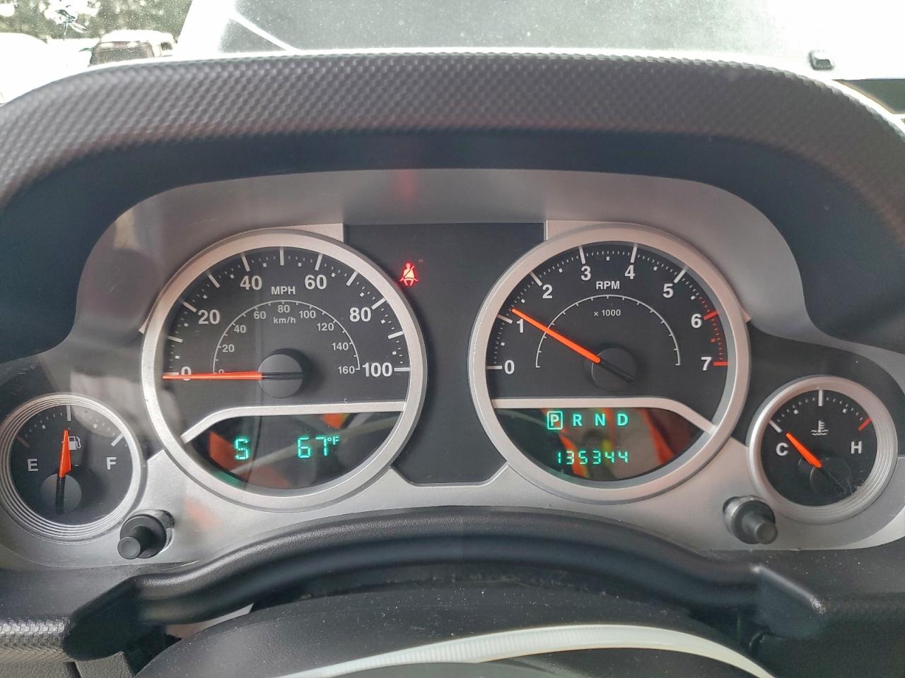 2009 JEEP WRANGLER UNLIMITED SAHARA photo 9
