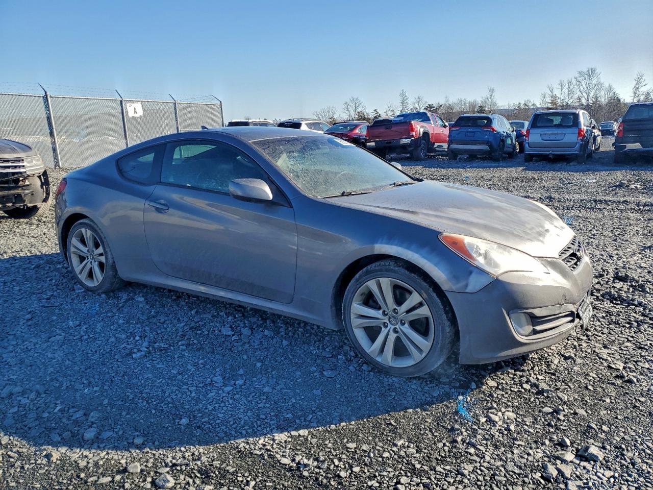 2010 HYUNDAI GENESIS COUPE 2.0T photo 4