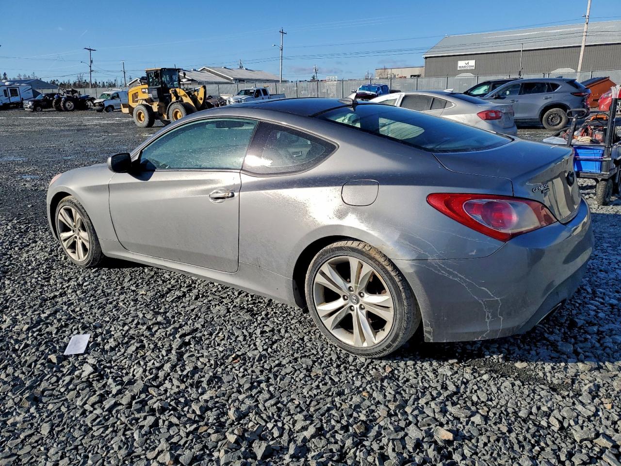 2010 HYUNDAI GENESIS COUPE 2.0T photo 2