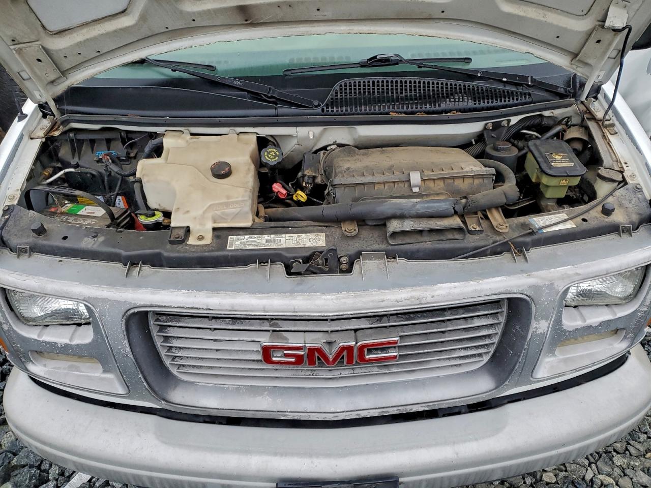 2000 GMC SAVANA G3500 photo 12
