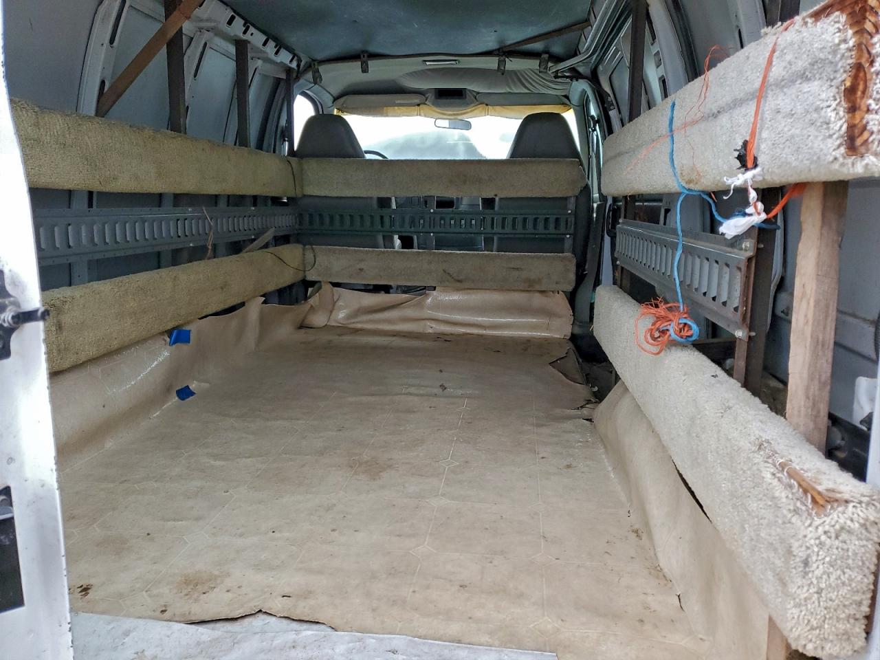 2000 GMC SAVANA G3500 photo 11