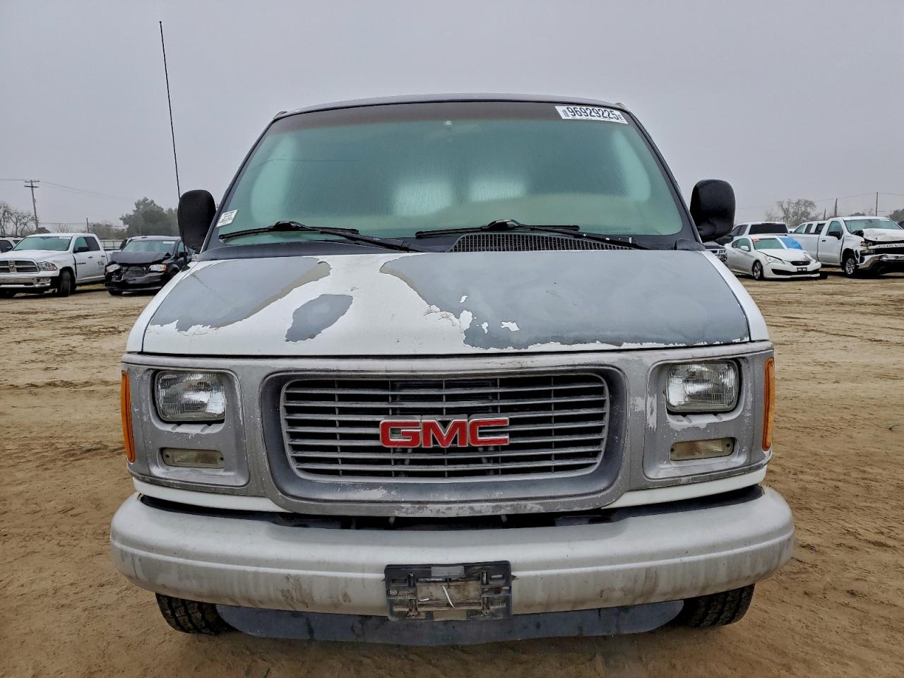 2000 GMC SAVANA G3500 photo 5