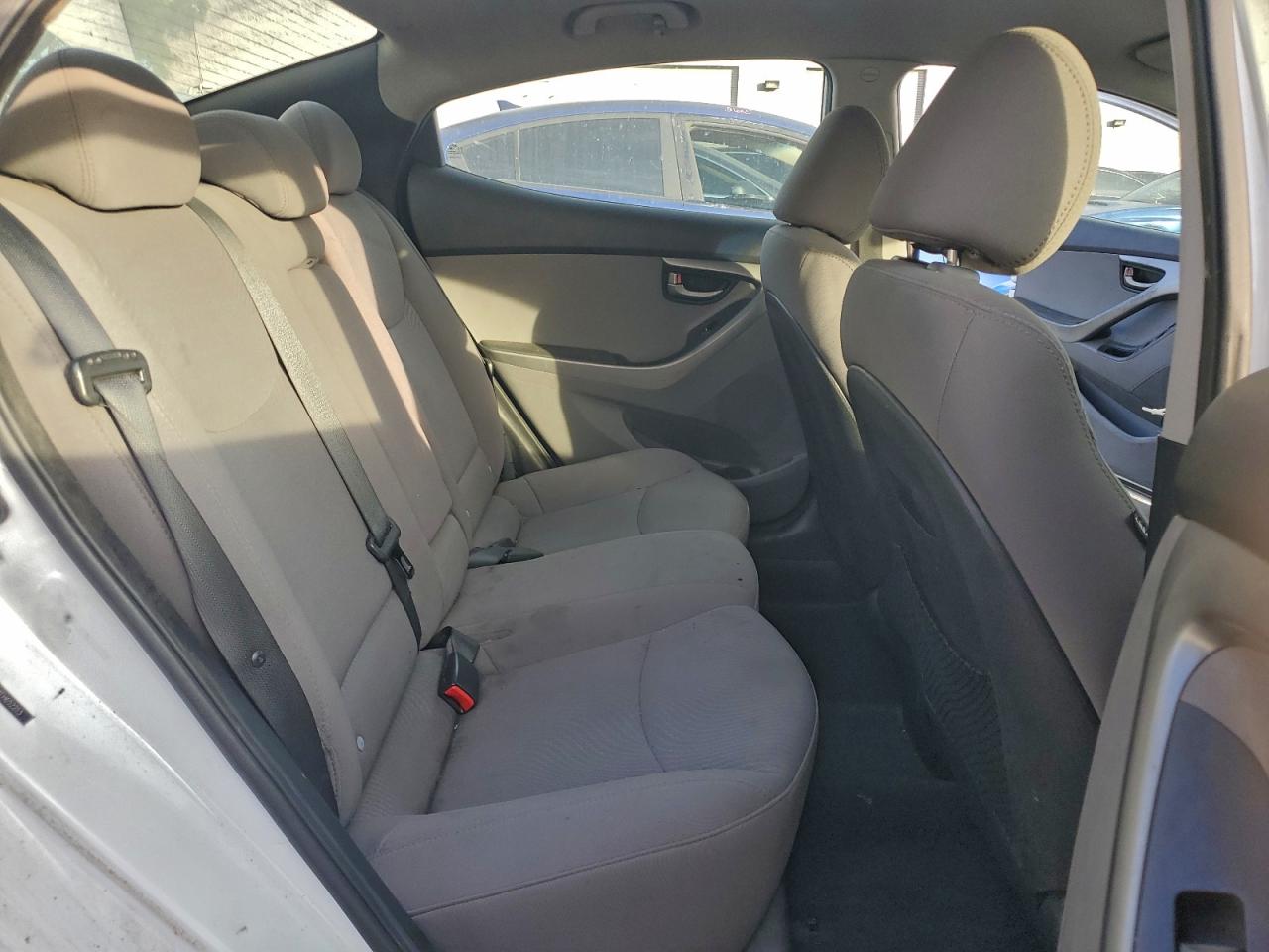 2015 HYUNDAI ELANTRA SE photo 10