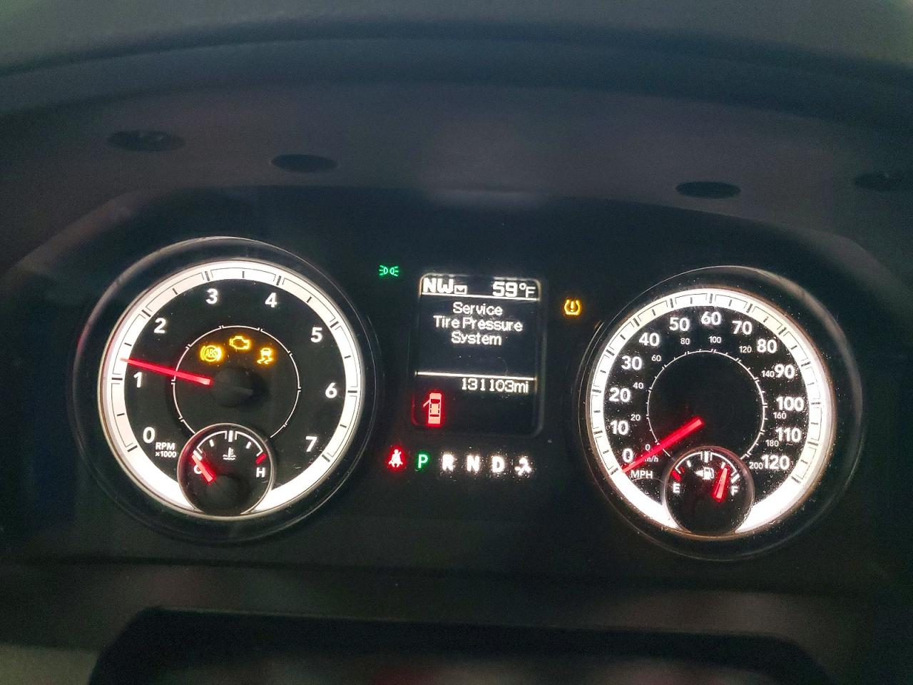 2014 RAM 1500 ST photo 25