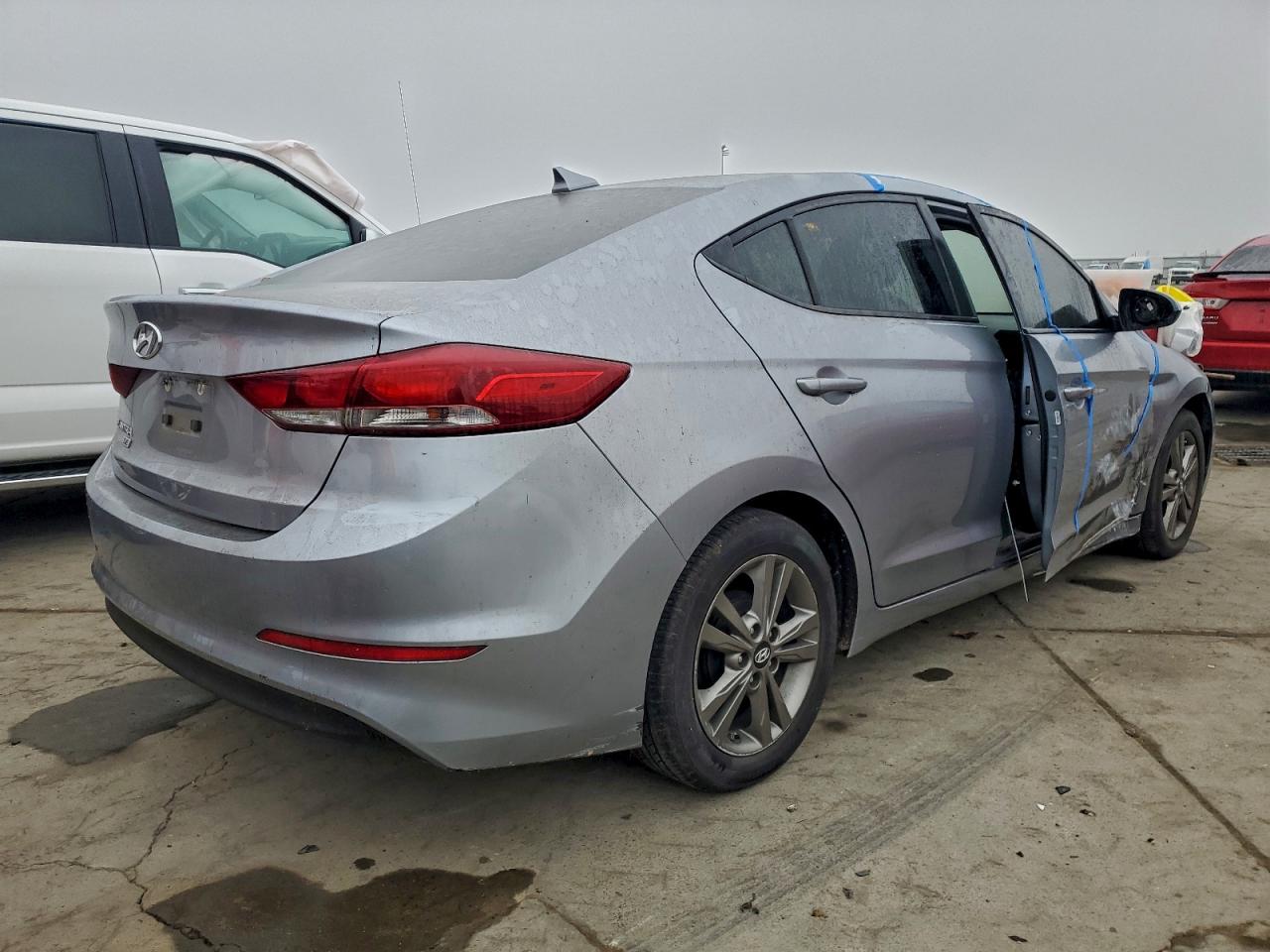2017 HYUNDAI ELANTRA SE photo 3