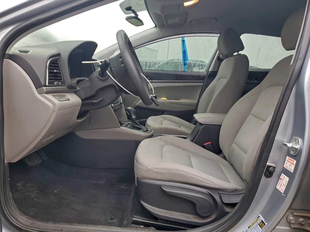 2017 HYUNDAI ELANTRA SE photo 7