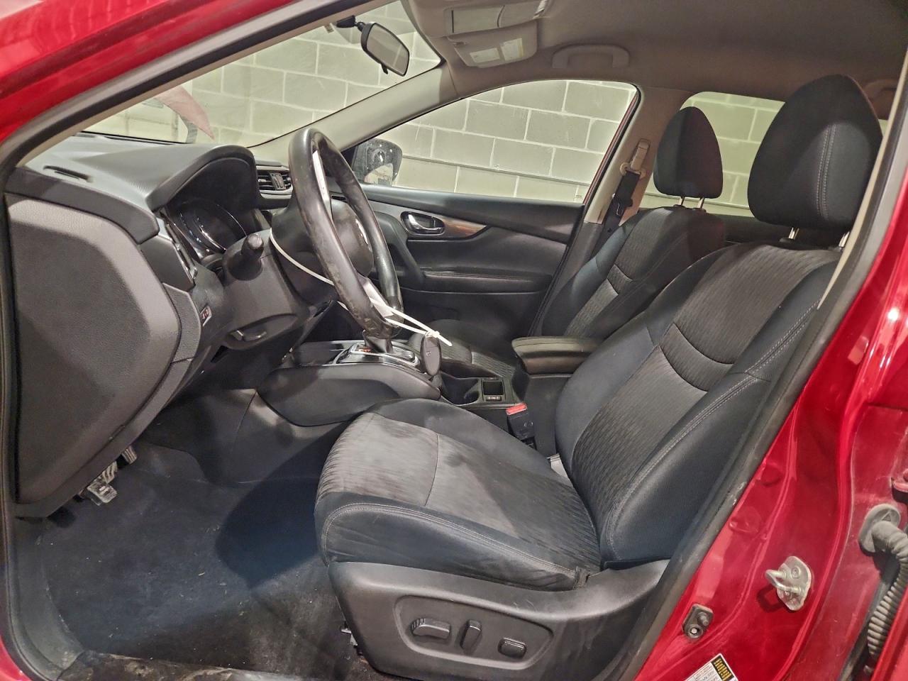 2017 NISSAN ROGUE SV photo 7
