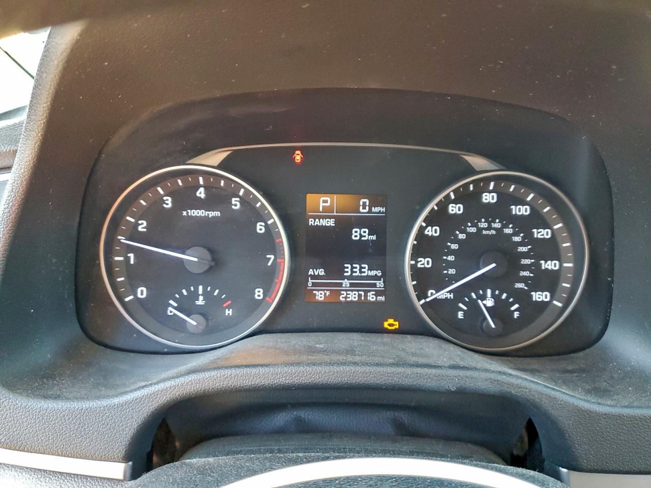 2017 HYUNDAI ELANTRA SE photo 9