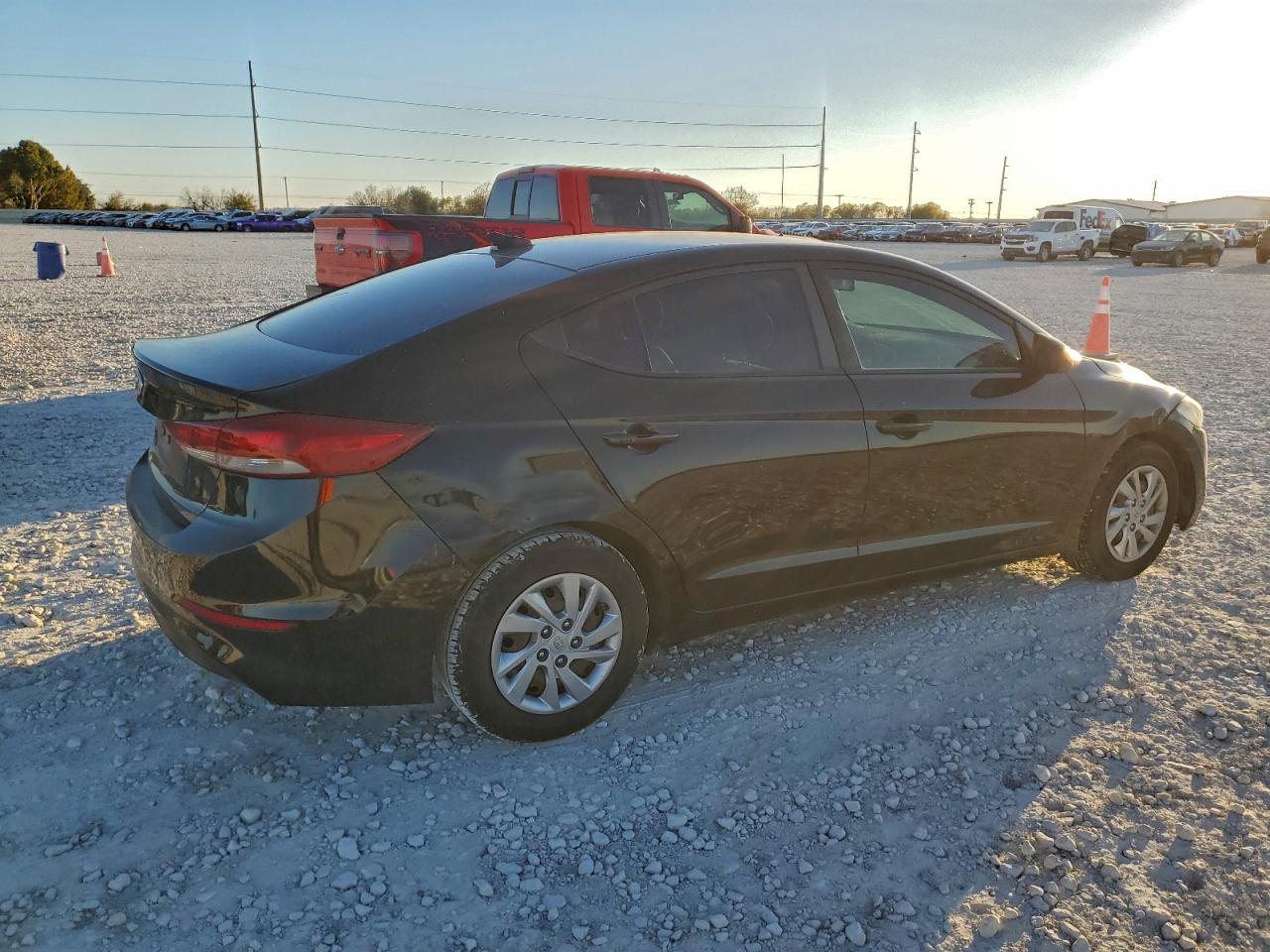 2017 HYUNDAI ELANTRA SE photo 3