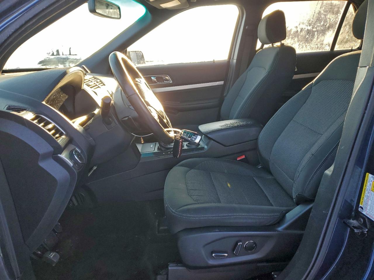 2016 FORD EXPLORER XLT photo 7